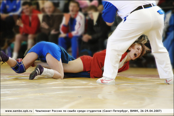 САМБО, фото: www.sambo.spb.ru. Чемпионат России по самбо среди студентов (мужчины, женщины). Санкт-Петербург, ВИФК, 26-29 апреля 2007 года.